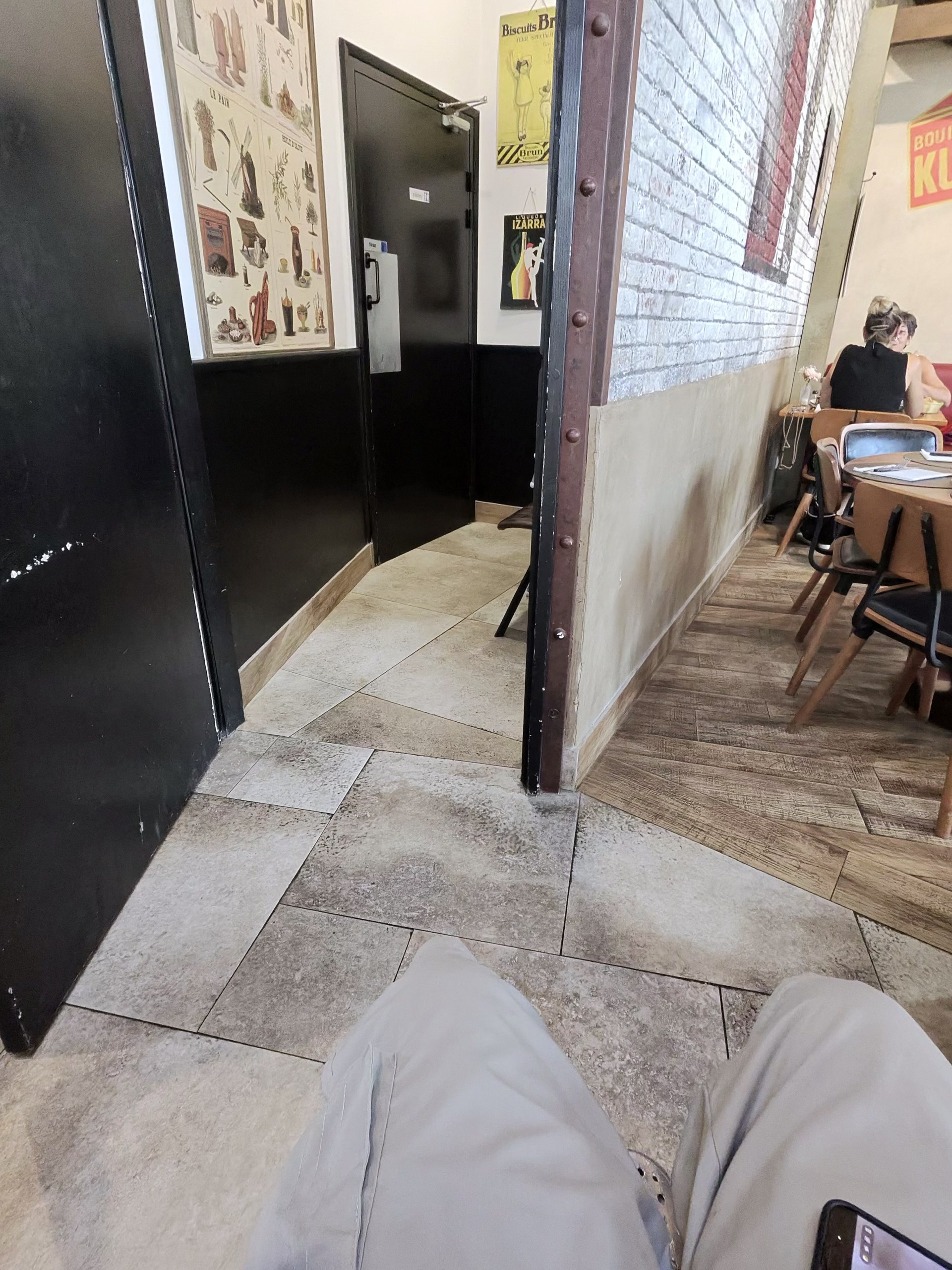 LE VIEUX MARCHE — miniature 5