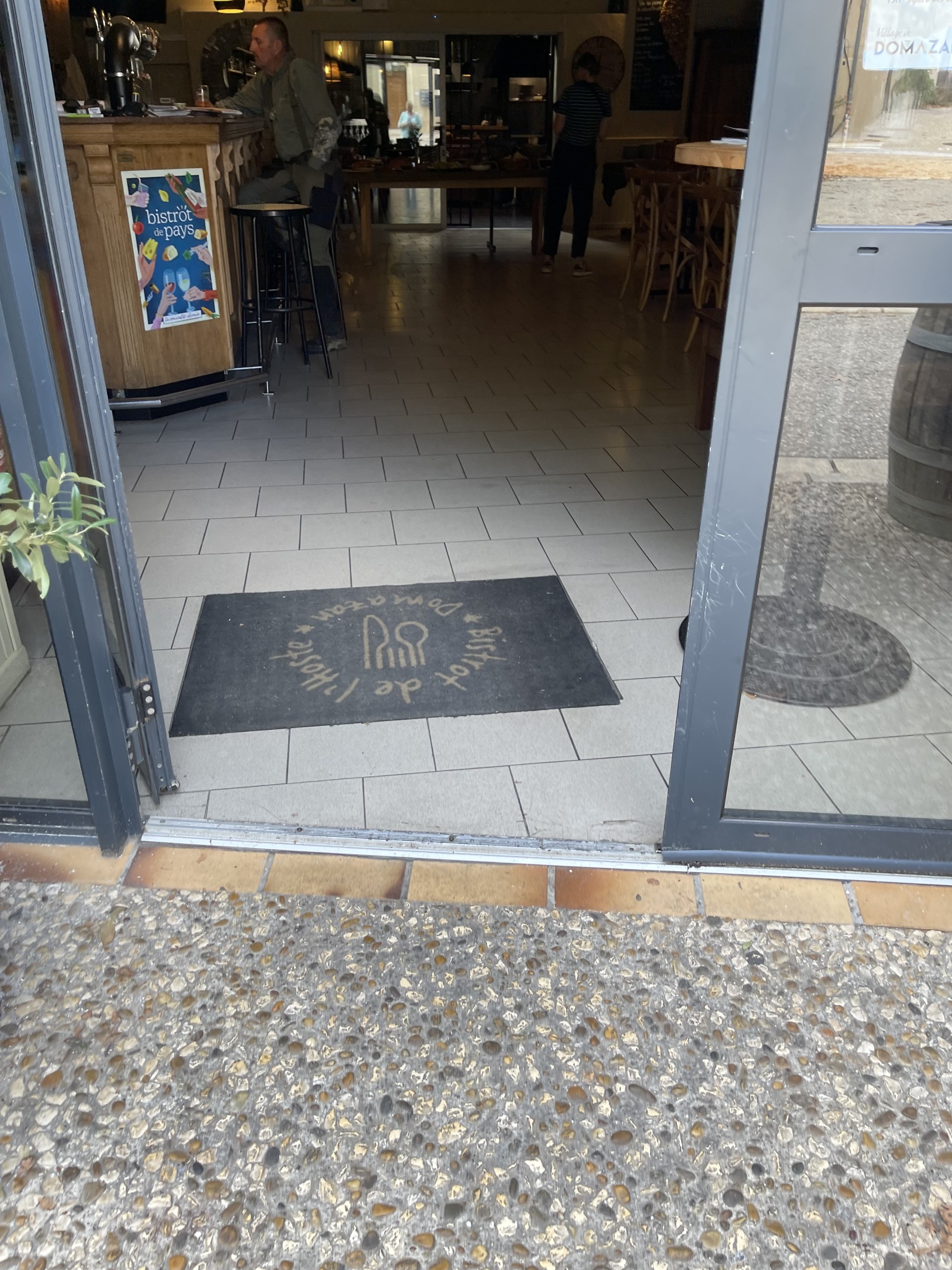 BISTROT DE L’HOSTE — miniature 12