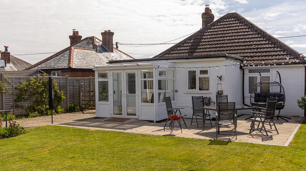 OUR BENCH – ACCESSIBLE HOLIDAY COTTAGES — miniature 19