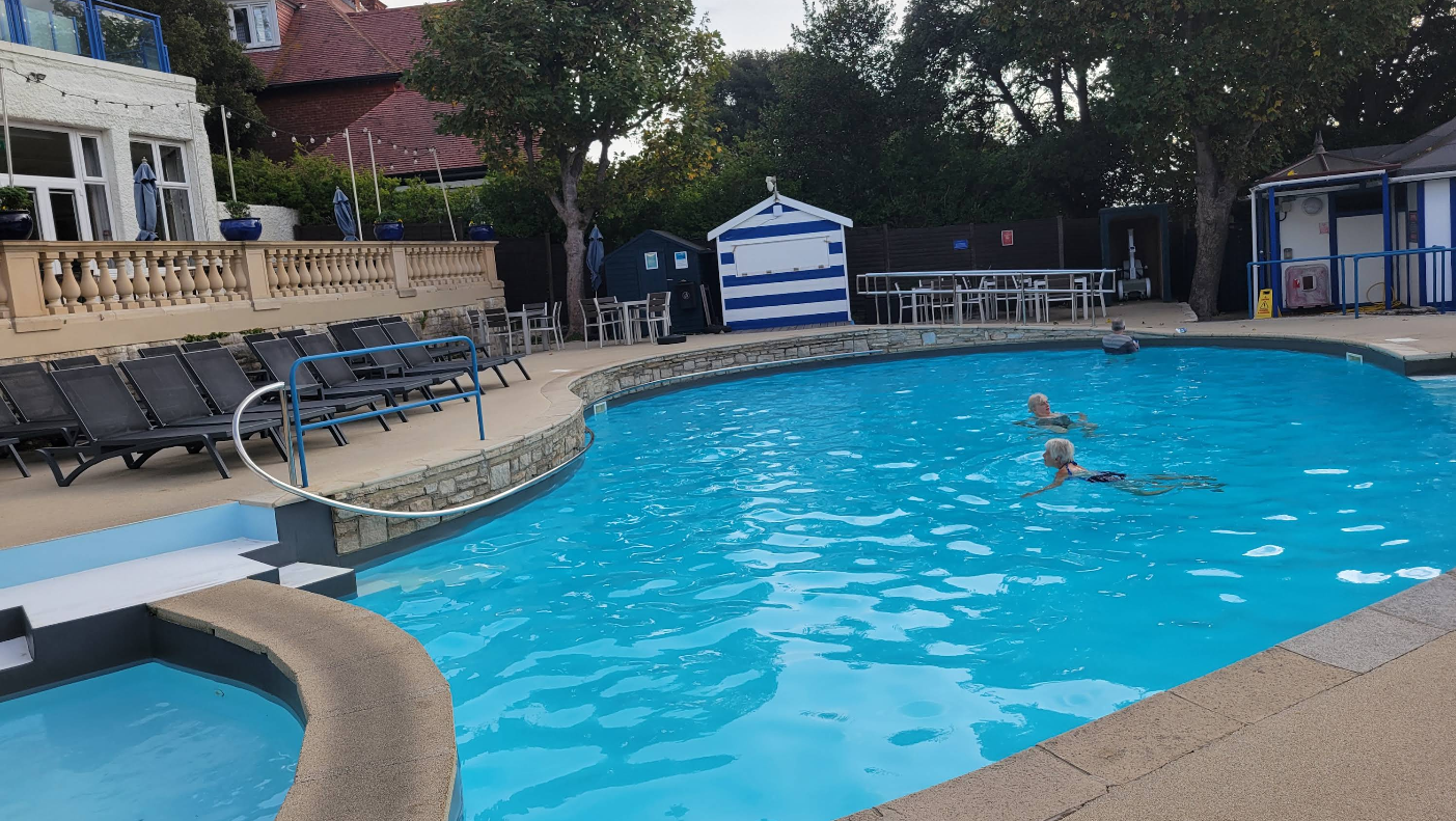 MARSHAM COURT HOTEL — miniature 13
