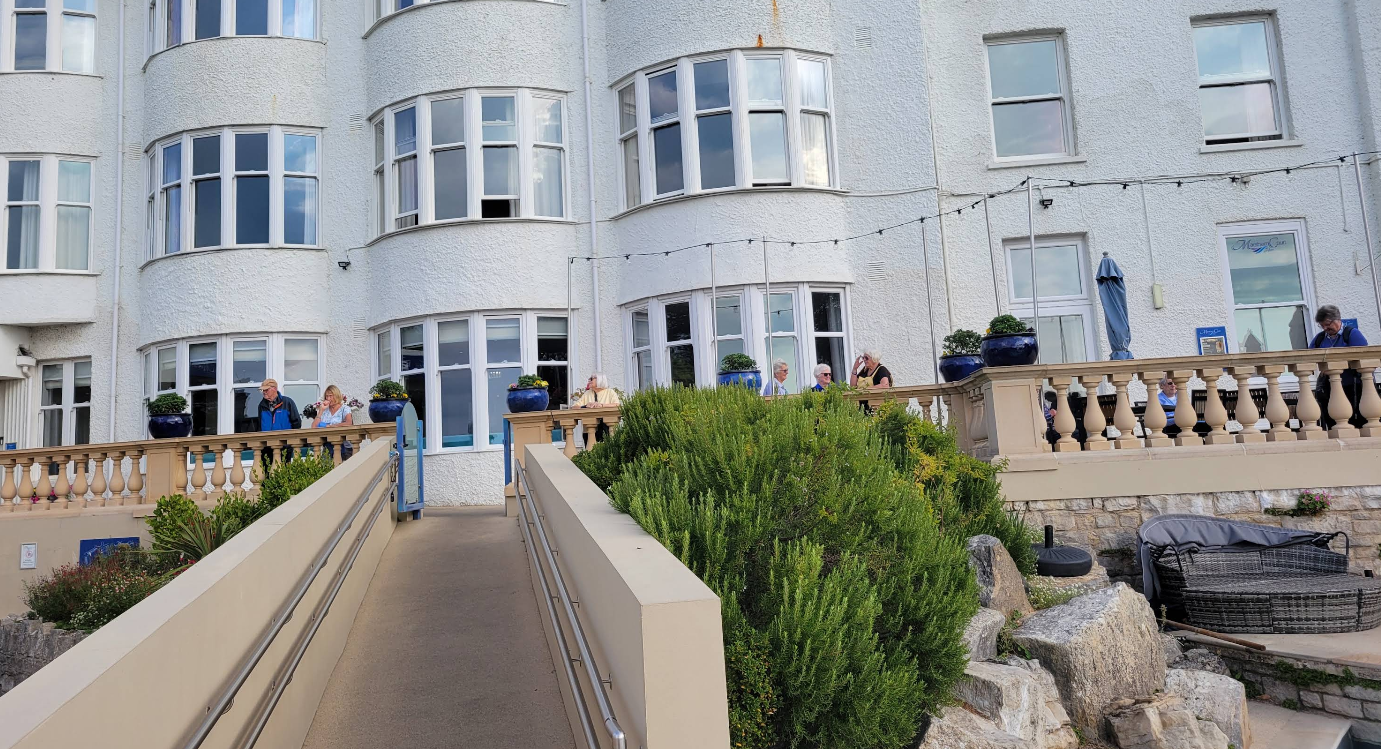 MARSHAM COURT HOTEL — miniature 12