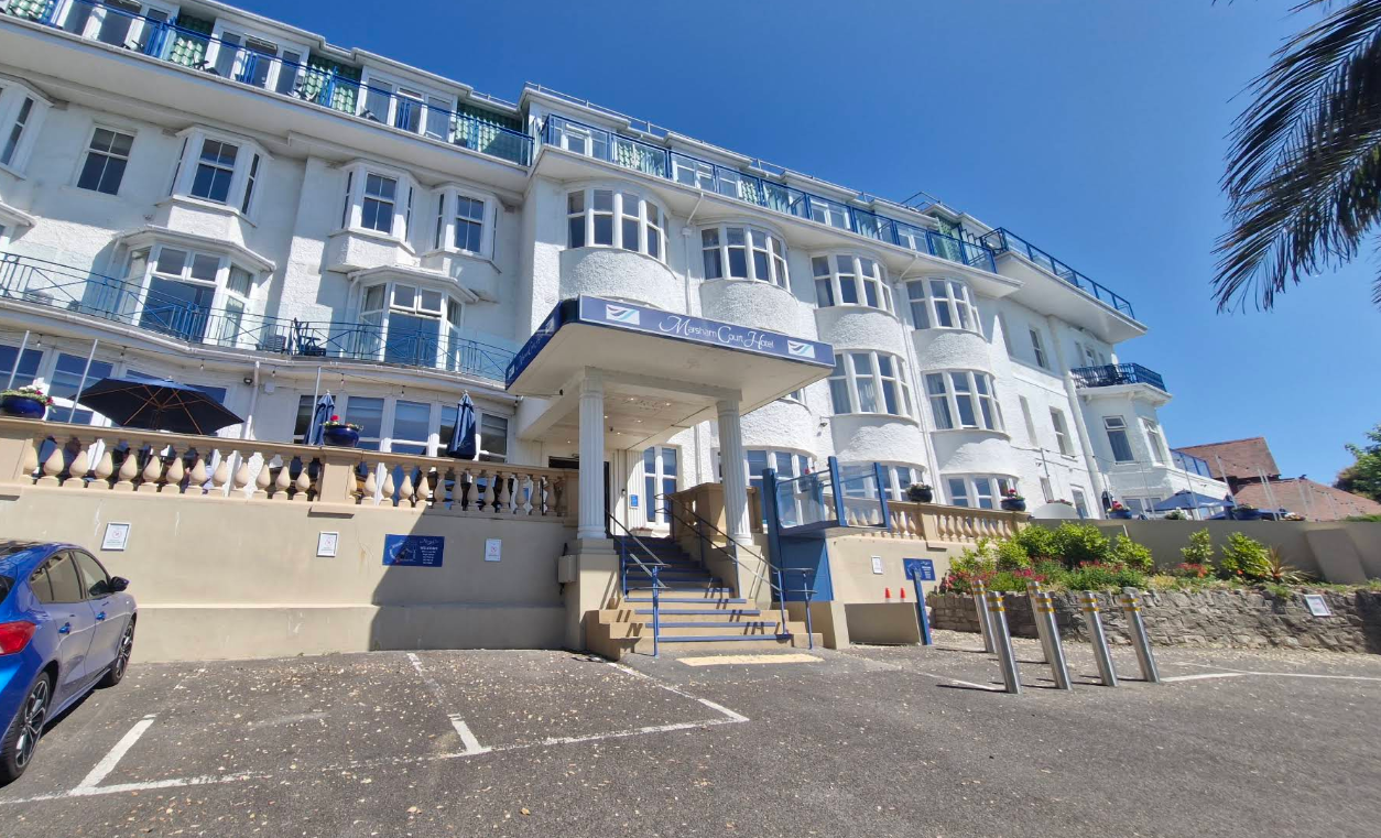 MARSHAM COURT HOTEL — miniature 3